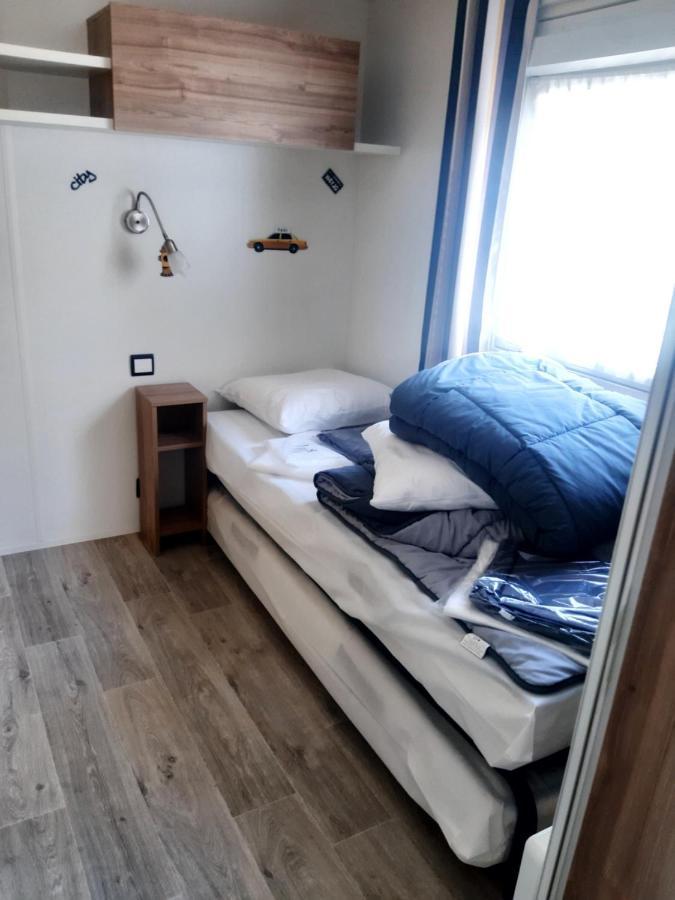 Camping Des Dunes De Contis Mobilhome 3Ch, Saint-Julien-en-Born Exterior foto