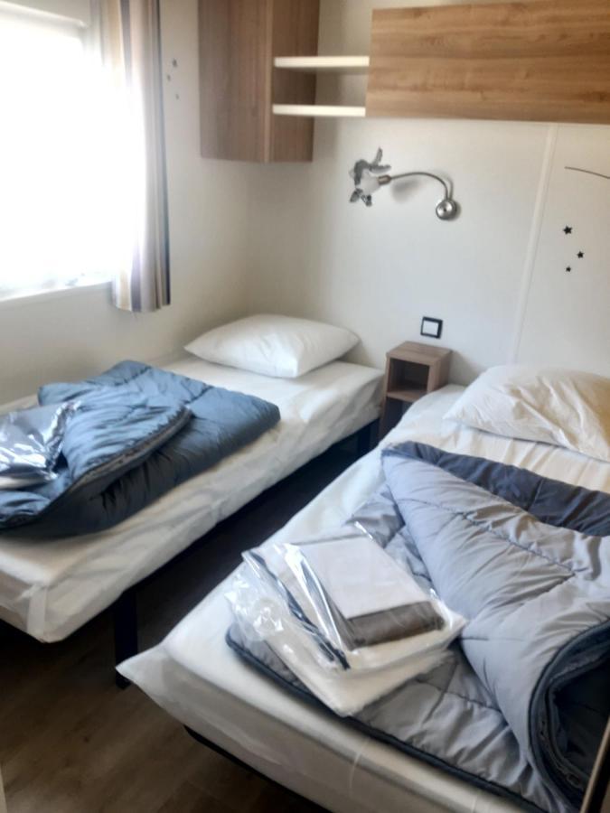 Camping Des Dunes De Contis Mobilhome 3Ch, Saint-Julien-en-Born Exterior foto