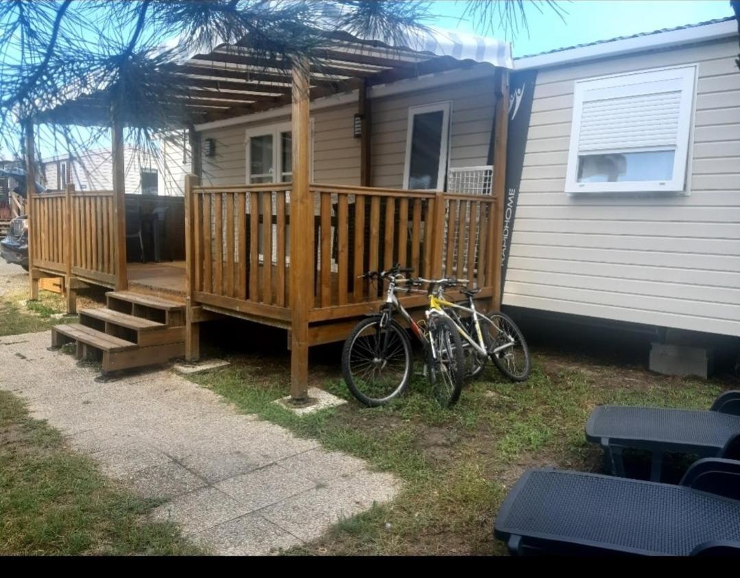 Camping Des Dunes De Contis Mobilhome 3Ch, Saint-Julien-en-Born Exterior foto